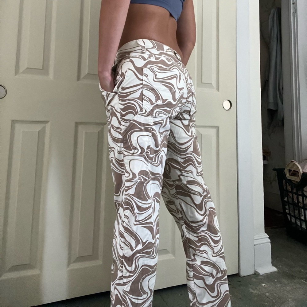 Hollister Brown and White Swirl Pattern Pants